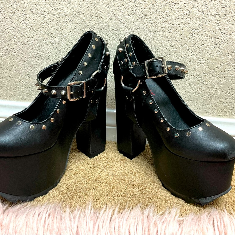 Demonia platform pumps spiked ankle strap size 8